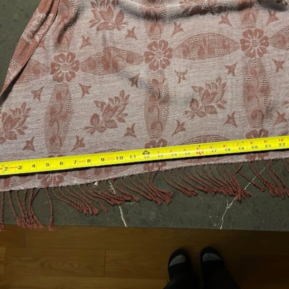 Beautiful Luxury Pashmina Shawl - Picture 3 of 3